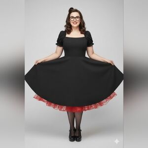 Woman’s Puff Short Sleeve 1950 Party Dress